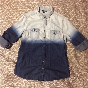 Faded/tie-dyed button up.